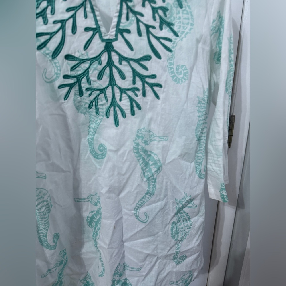 White and Green Seahorse Tunic Top Beach Cover Coastal Grandma